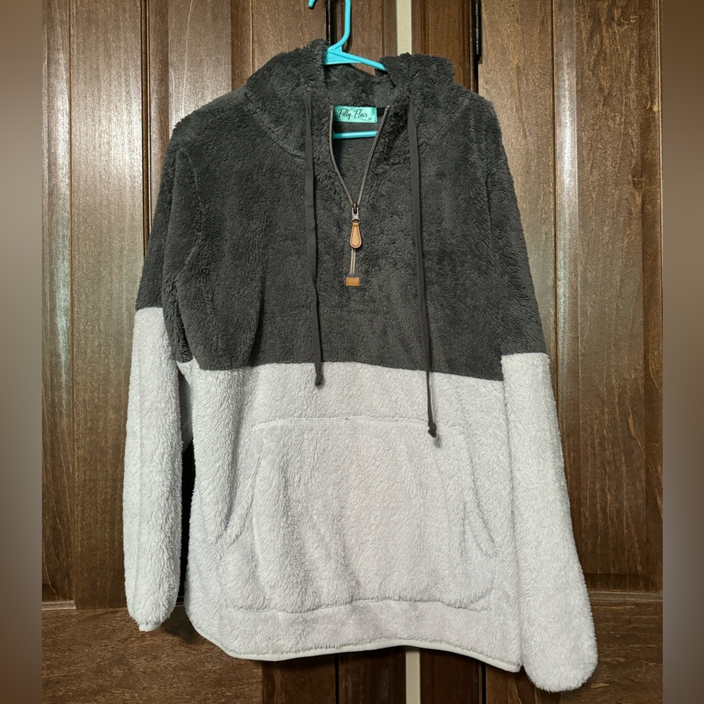 Women’s Sherpa hooded quarter zip sweater